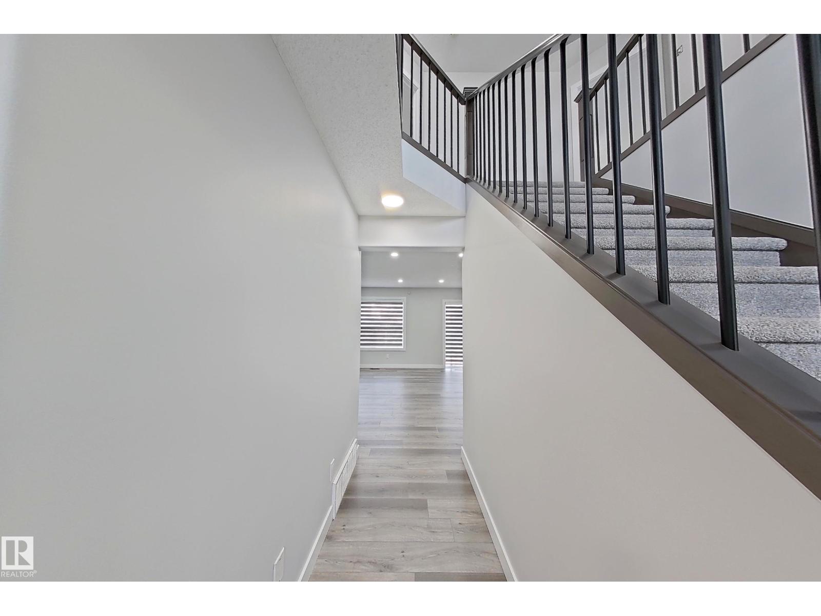 3415 25 St Nw, Edmonton, Alberta  T6T 0B1 - Photo 12 - E4464475