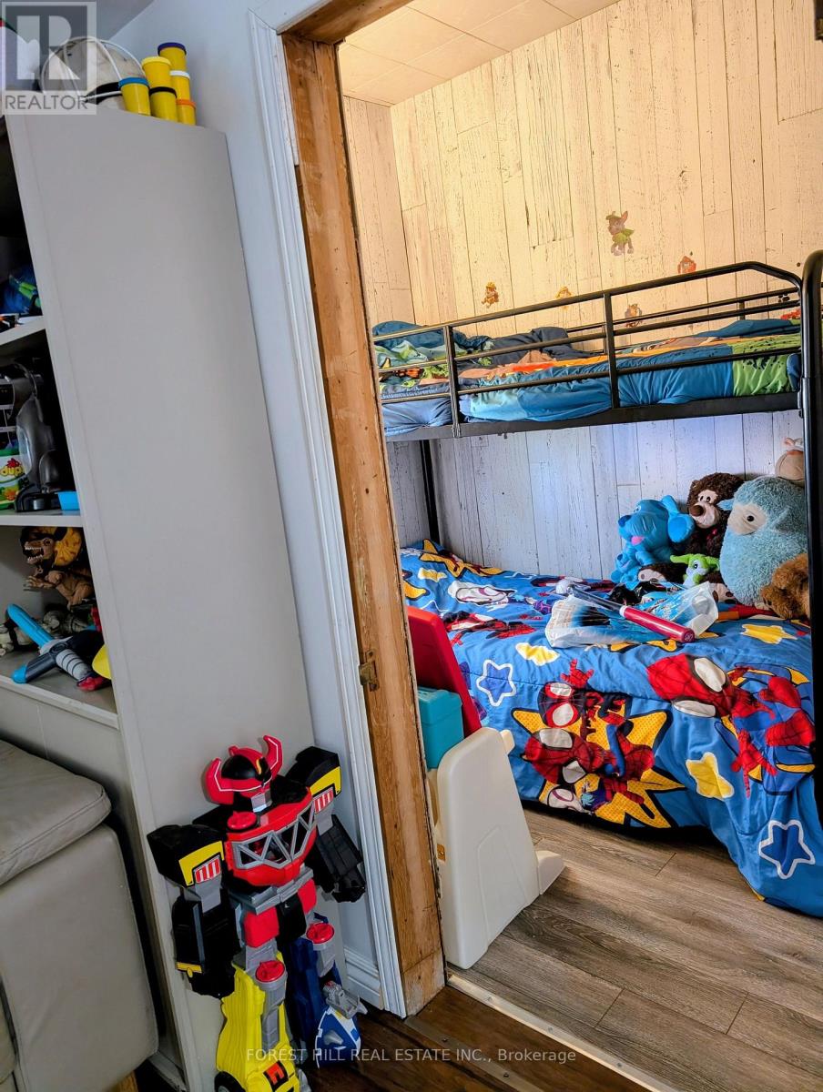 26 River Drive, East Gwillimbury, Ontario  L9N 1A6 - Photo 11 - N12496130