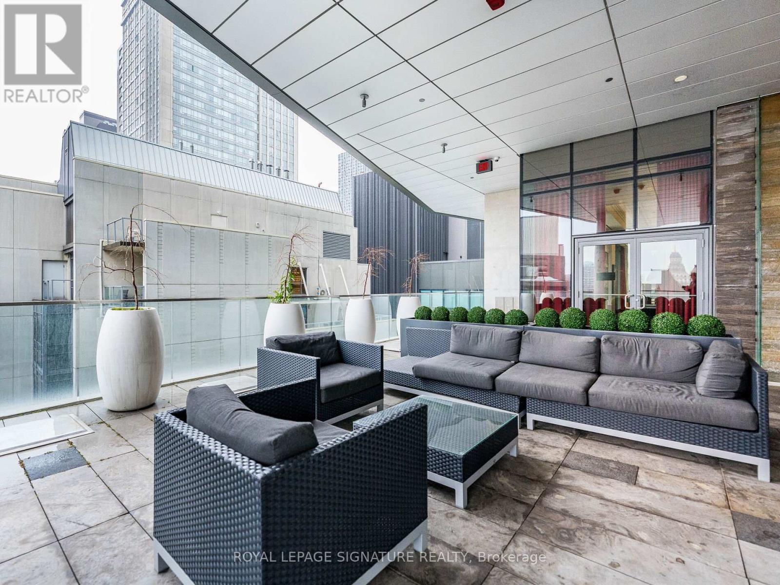 2107 - 197 Yonge Street, Toronto, Ontario  M5B 0C1 - Photo 24 - C12501062