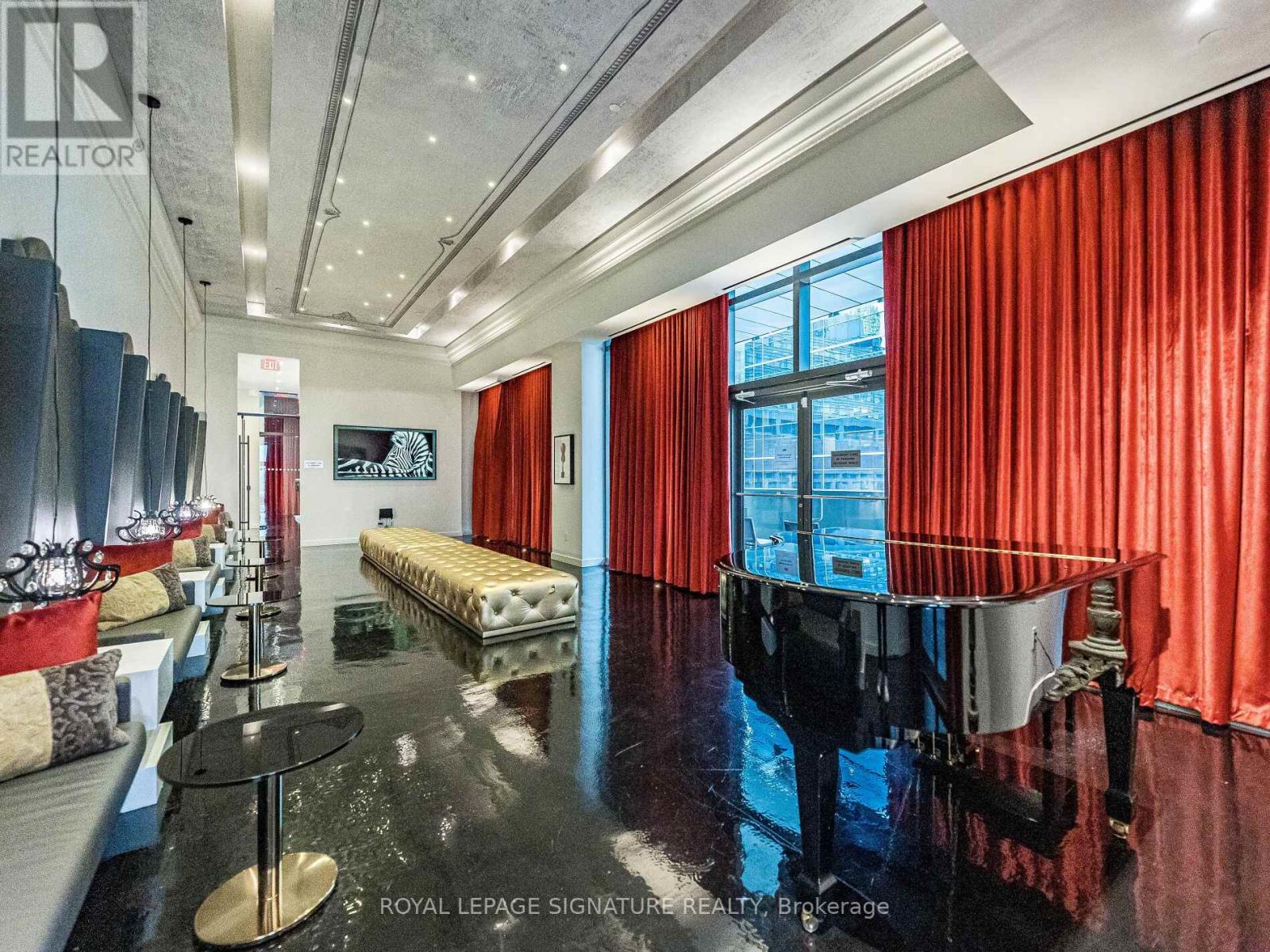 2107 - 197 Yonge Street, Toronto, Ontario  M5B 0C1 - Photo 4 - C12501062