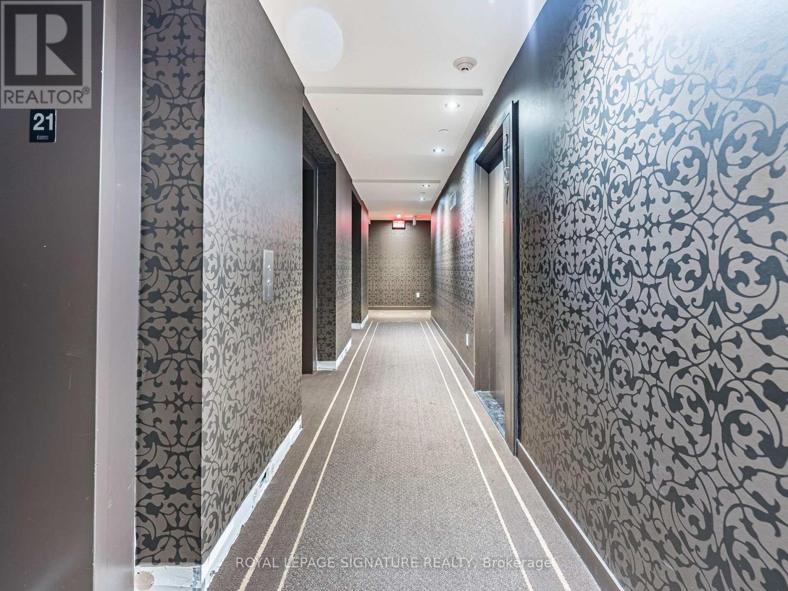 2107 - 197 Yonge Street, Toronto, Ontario  M5B 0C1 - Photo 5 - C12501062