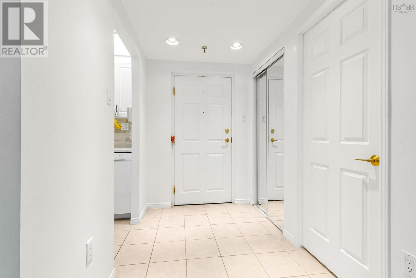 304 30 Brookdale Crescent, Dartmouth, Nova Scotia  B3A 4T7 - Photo 2 - 202523954