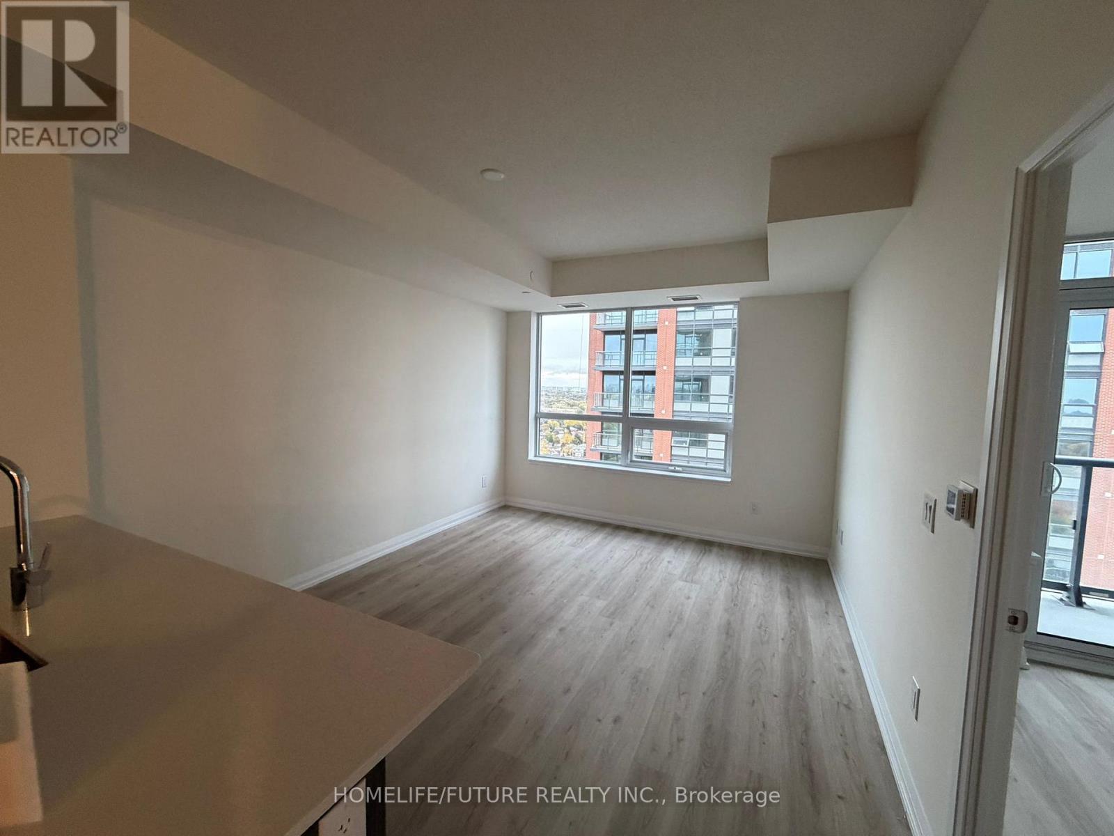 2005 - 3260 Sheppard Avenue E, Toronto (Tam O'shanter-Sullivan), Ontario  M1T 3K3 - Photo 5 - E12501056