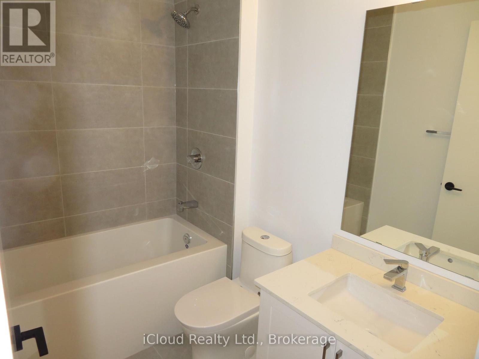 446 - 2450 Old Bronte Road, Oakville (Wm Westmount), Ontario  L6M 5P6 - Photo 22 - W12501060