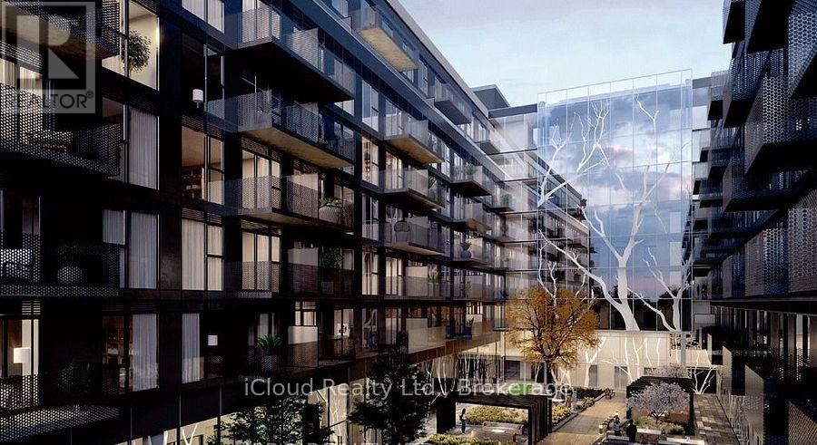 446 - 2450 Old Bronte Road, Oakville (Wm Westmount), Ontario  L6M 5P6 - Photo 4 - W12501060