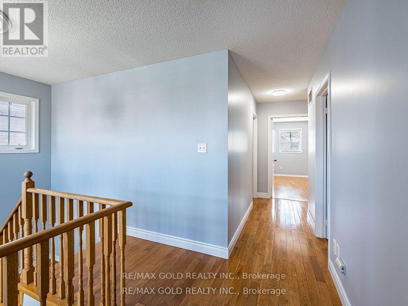 87 Buick Boulevard, Brampton, Ontario  L7A 3B7 - Photo 19 - W12501068