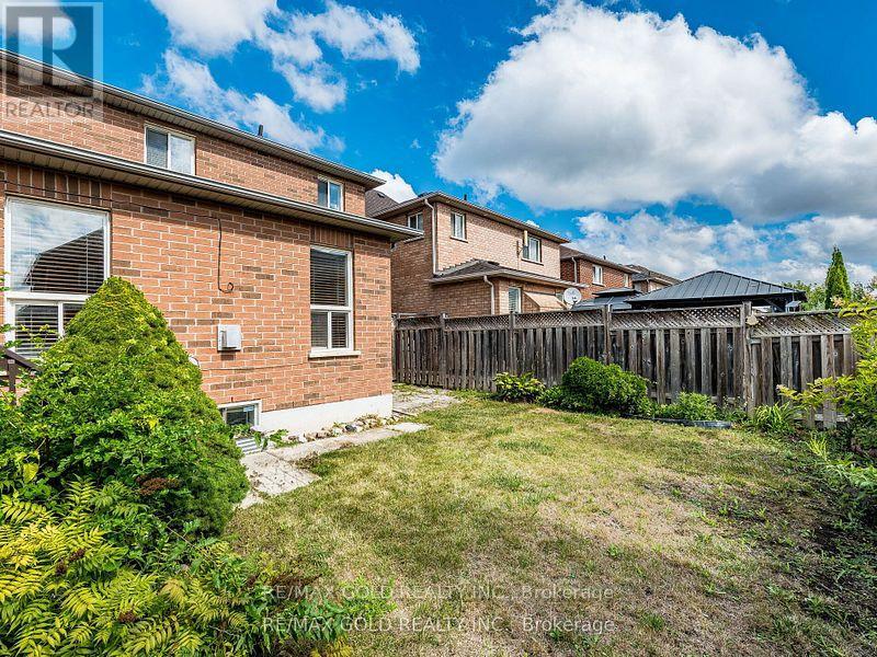 87 Buick Boulevard, Brampton, Ontario  L7A 3B7 - Photo 21 - W12501068