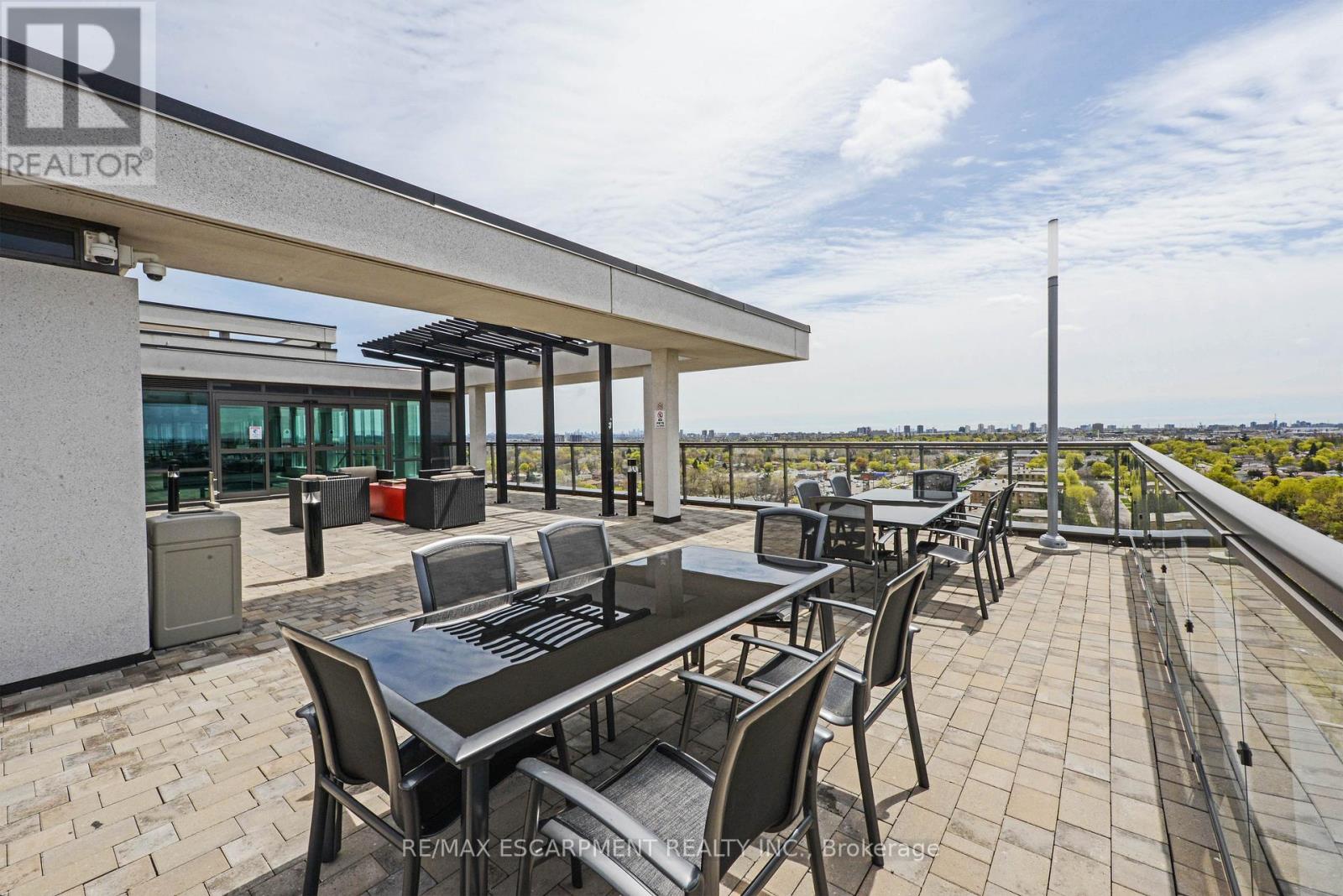 802 - 80 Esther Lorrie Drive, Toronto, Ontario  M9W 0C6 - Photo 26 - W12501070