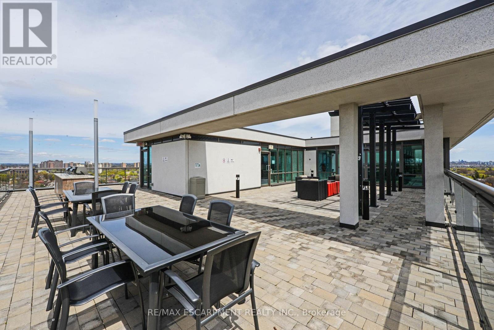 802 - 80 Esther Lorrie Drive, Toronto, Ontario  M9W 0C6 - Photo 27 - W12501070