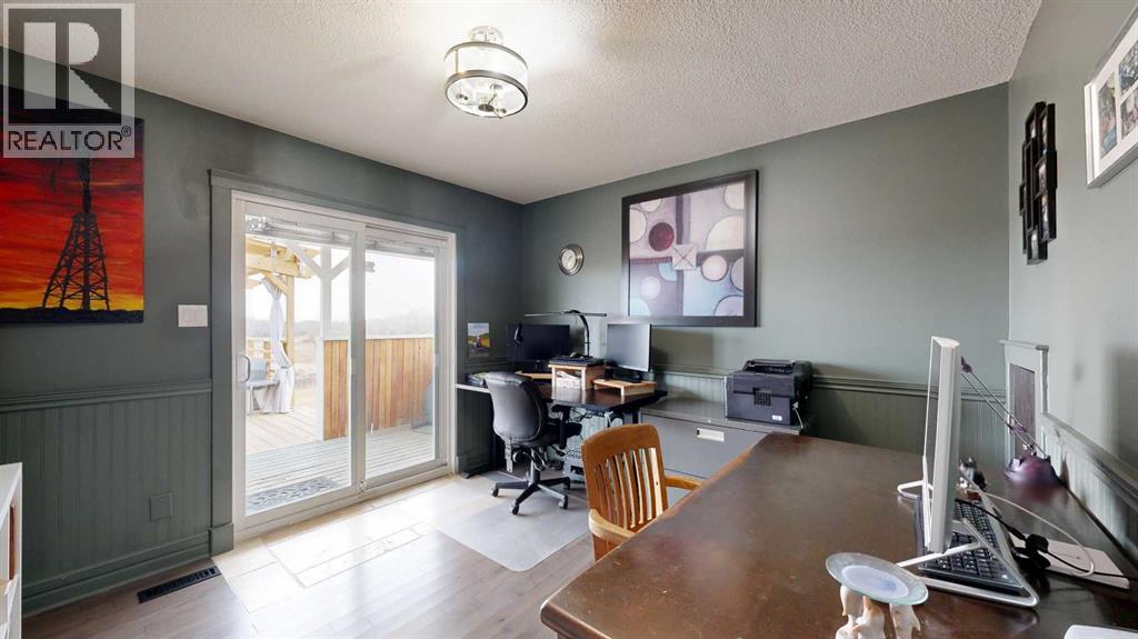 22037 Hwy 11, Rural Stettler No. 6, Alberta  T0C 2E0 - Photo 15 - A2268301