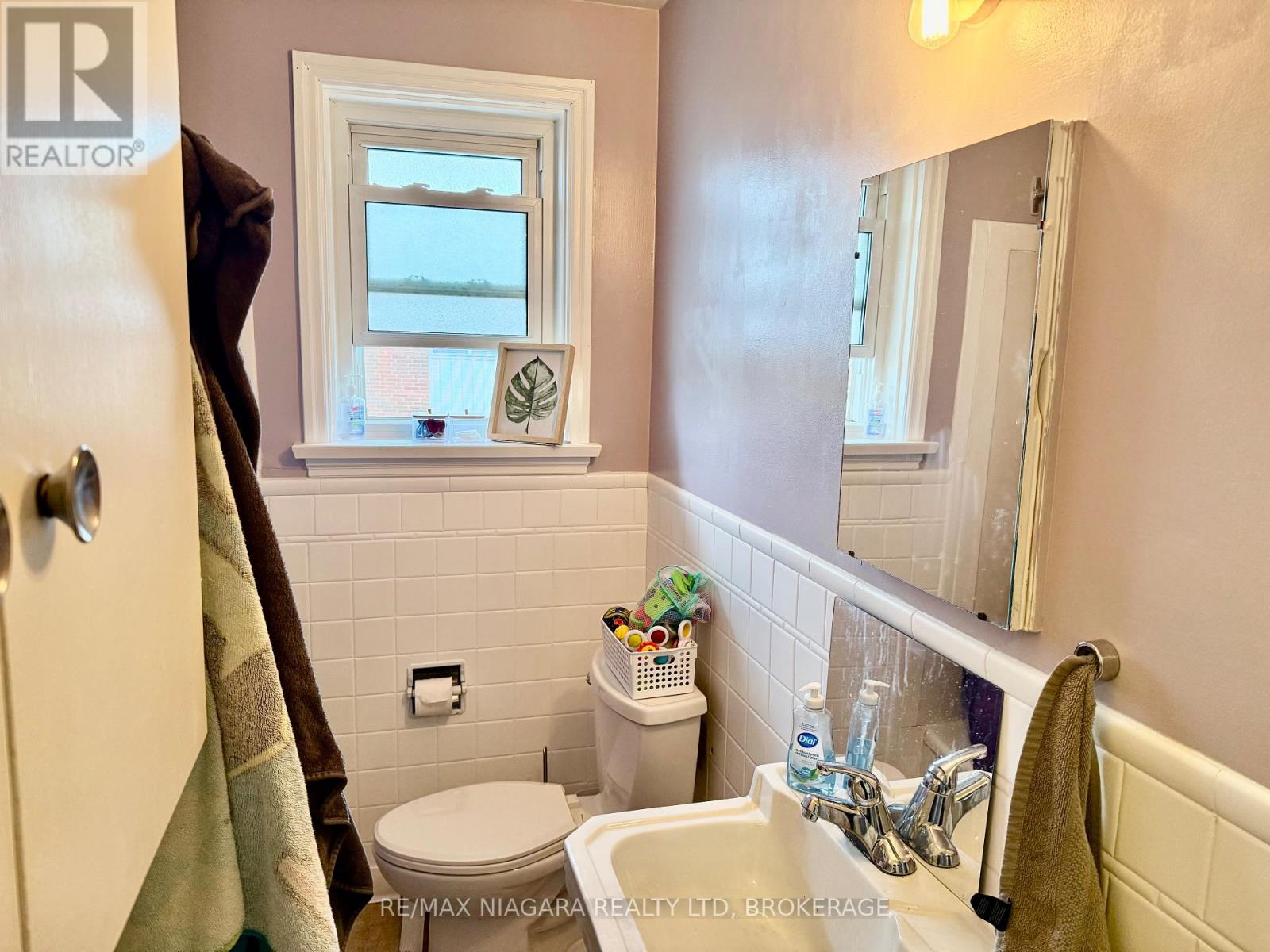 1 - 9 Riverview Boulevard, St. Catharines, Ontario  L2T 3L5 - Photo 11 - X12501086