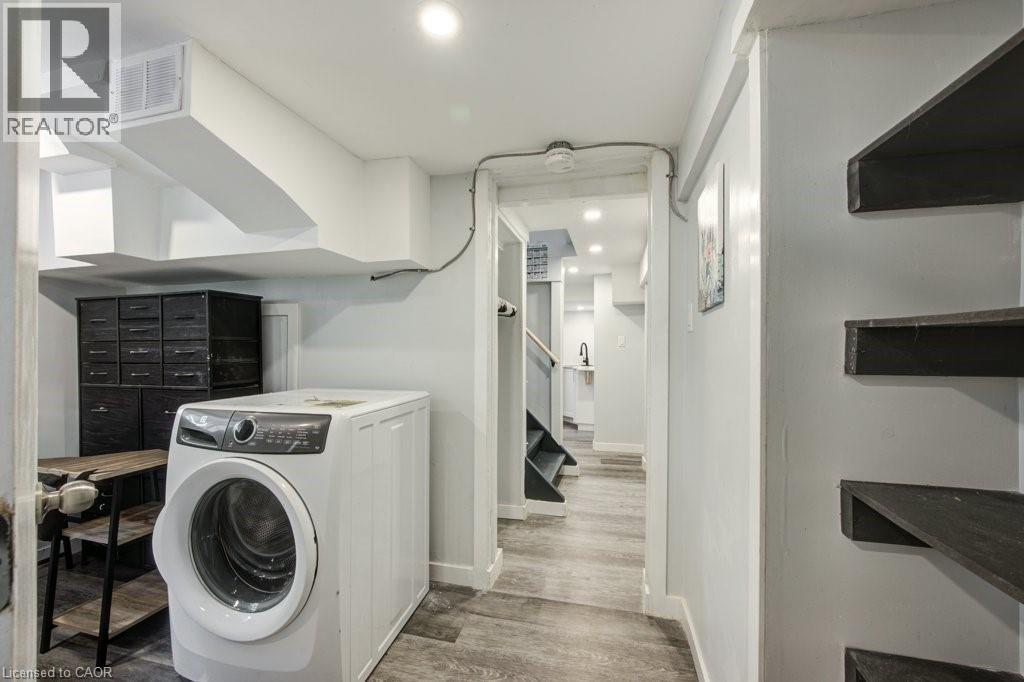 Photo 16 of 50 for 96 Emery Street W