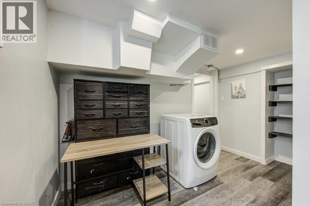 Photo 17 of 50 for 96 Emery Street W