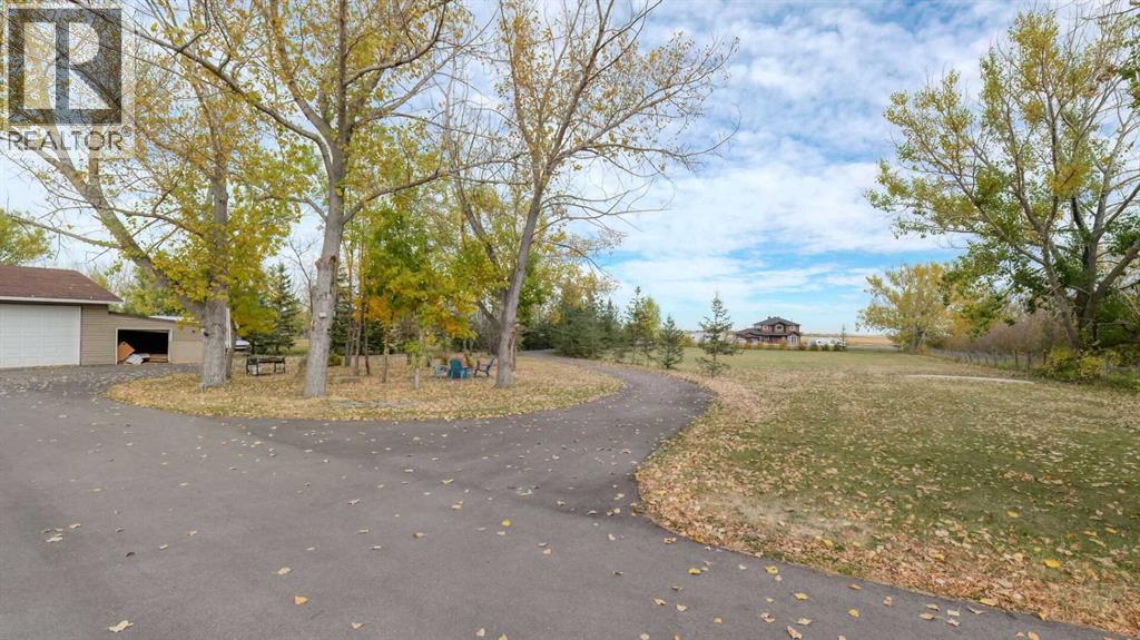 247 Shore Drive, Rural Rocky View County, Alberta  T2M 4L5 - Photo 3 - A2262909