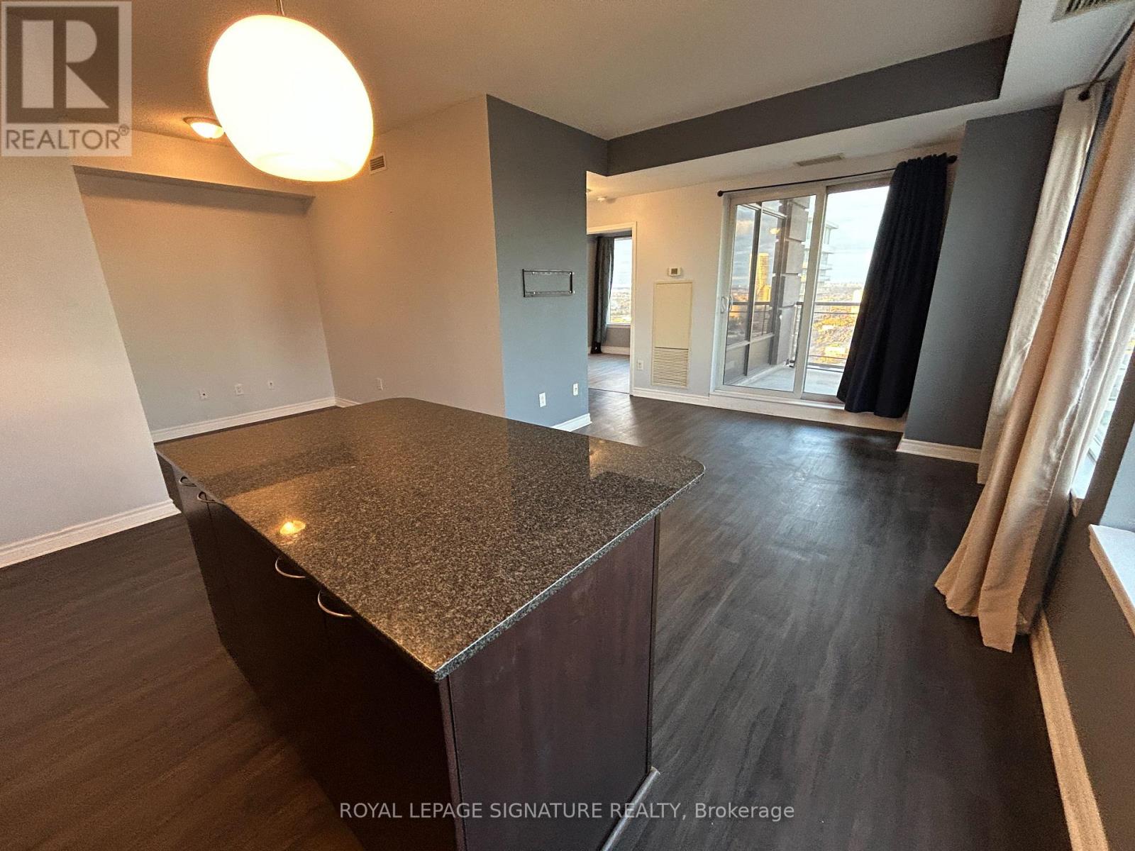 3005 - 385 Prince Of Wales Drive, Mississauga, Ontario  L5B 0C6 - Photo 5 - W12501034