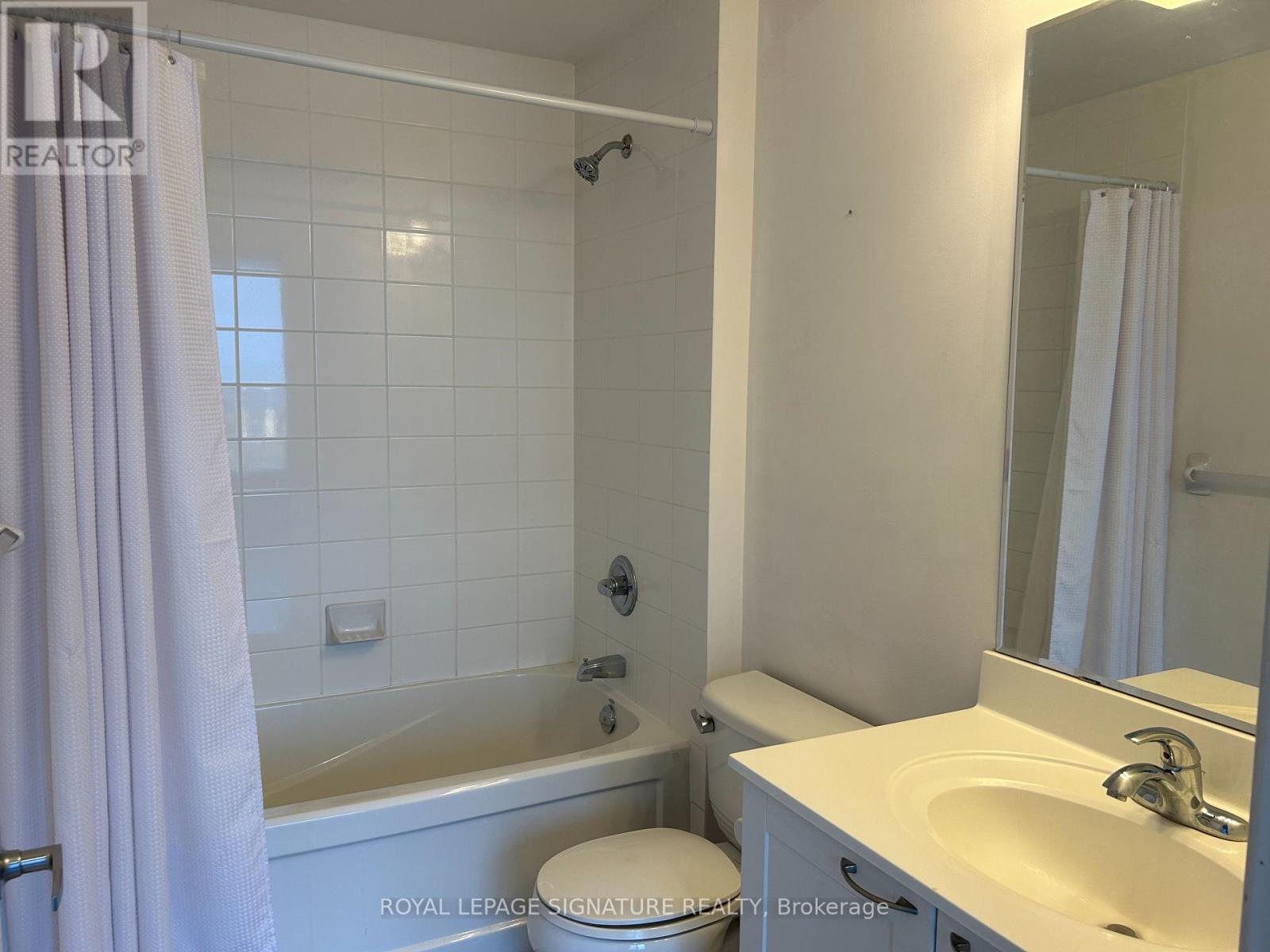 3005 - 385 Prince Of Wales Drive, Mississauga, Ontario  L5B 0C6 - Photo 7 - W12501034