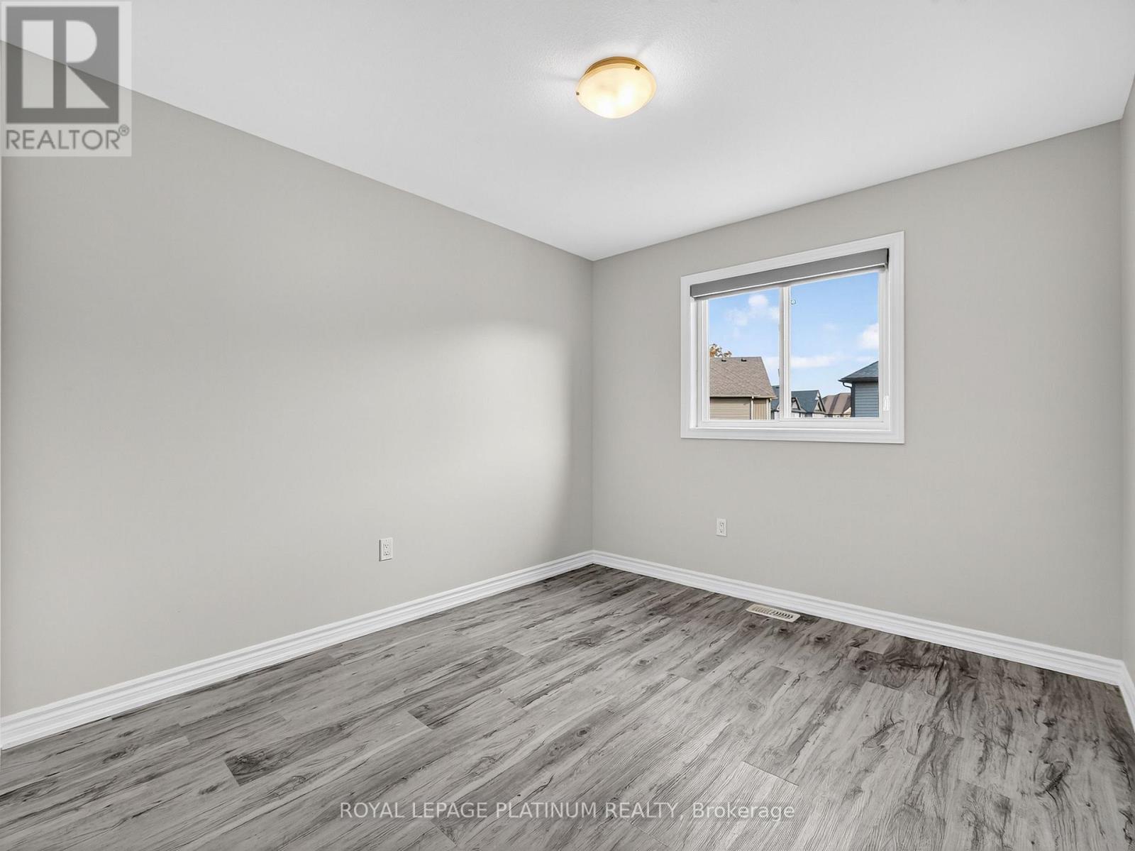 14 - 7945 Oldfield Road, Niagara Falls, Ontario  L2G 0Z4 - Photo 27 - X12501092