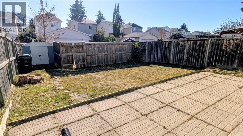 226 Erin Circle Se, Calgary, Alberta  T2B 3K1 - Photo 13 - A2255156