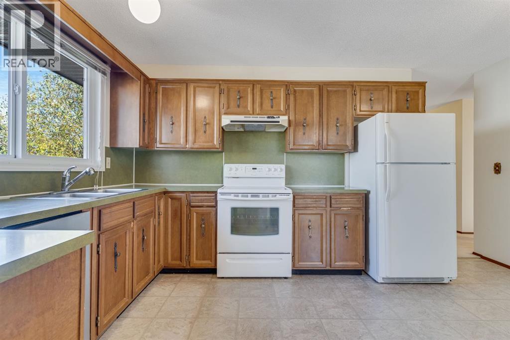 4620 31 Avenue Ne, Calgary, Alberta  T1Y 1G9 - Photo 13 - A2267056