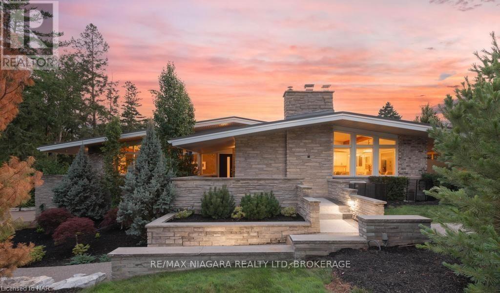 2 MALLETTE CRESCENT, Niagara-on-the-Lake, Ontario