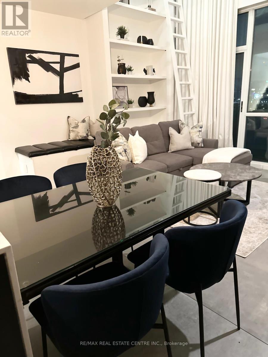 503 - 220 Burnhamthorpe Road W, Mississauga, Ontario  L5B 4N4 - Photo 16 - W12500786