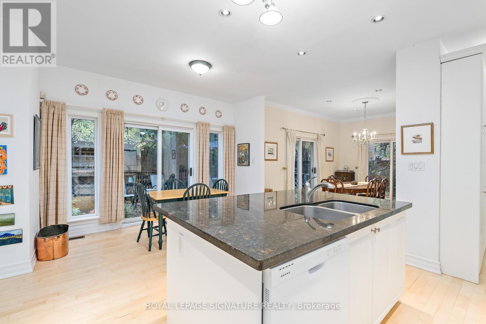 110 Bowmore Road, Toronto, Ontario  M4L 3J2 - Photo 10 - E12501112