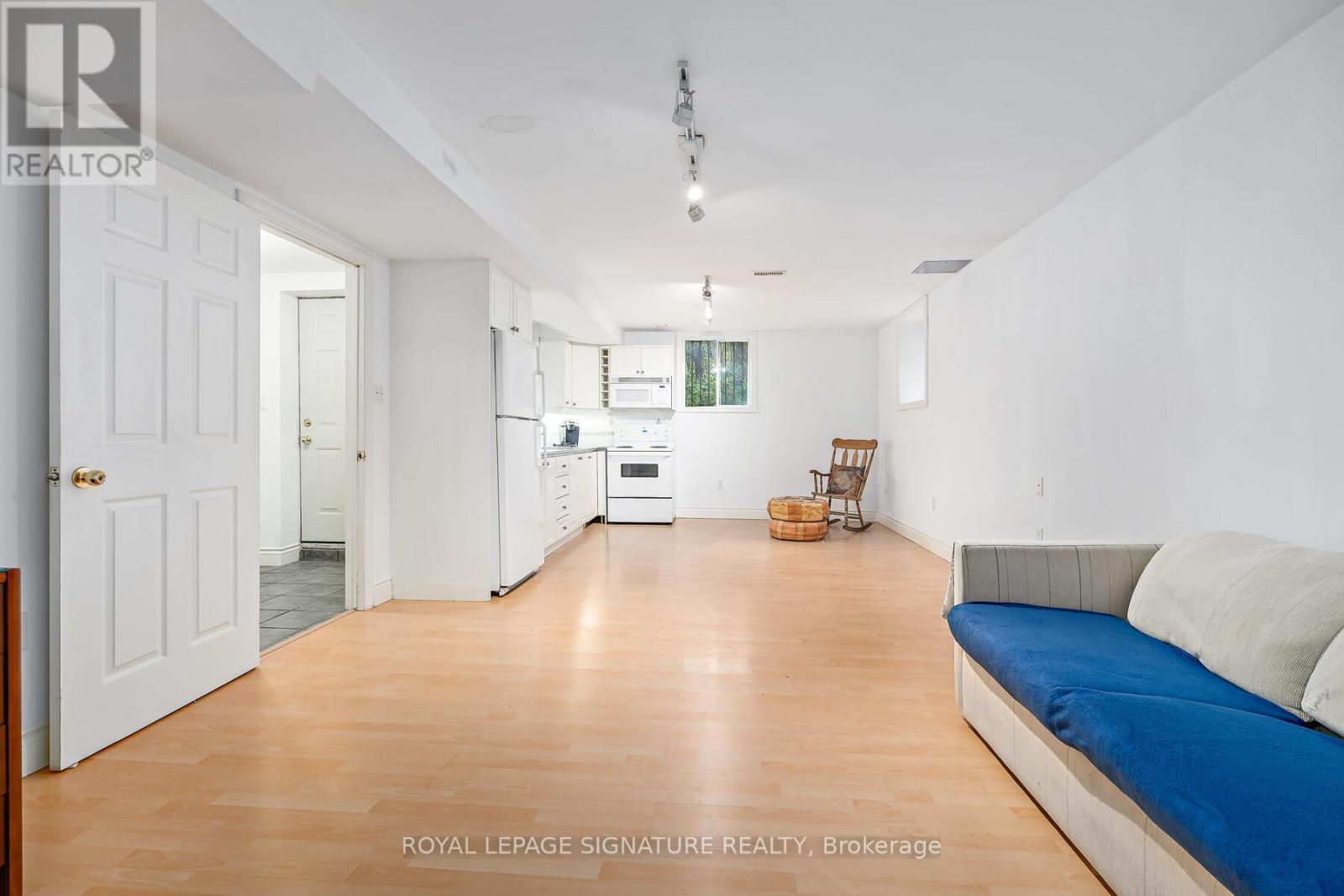 110 Bowmore Road, Toronto, Ontario  M4L 3J2 - Photo 32 - E12501112