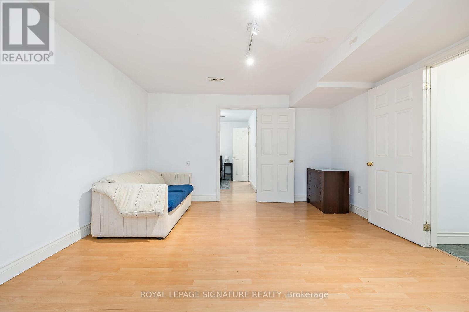 110 Bowmore Road, Toronto, Ontario  M4L 3J2 - Photo 36 - E12501112