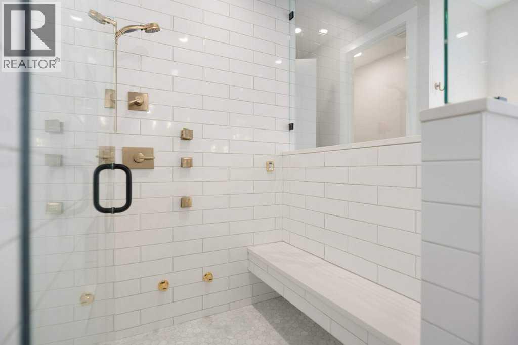 424 Discovery Place Sw, Calgary, Alberta  T3H 3Y3 - Photo 29 - A2237770