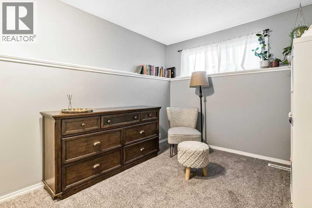 106 Woodfield Close Sw, Calgary, Alberta  T2W 3V4 - Photo 30 - A2268013