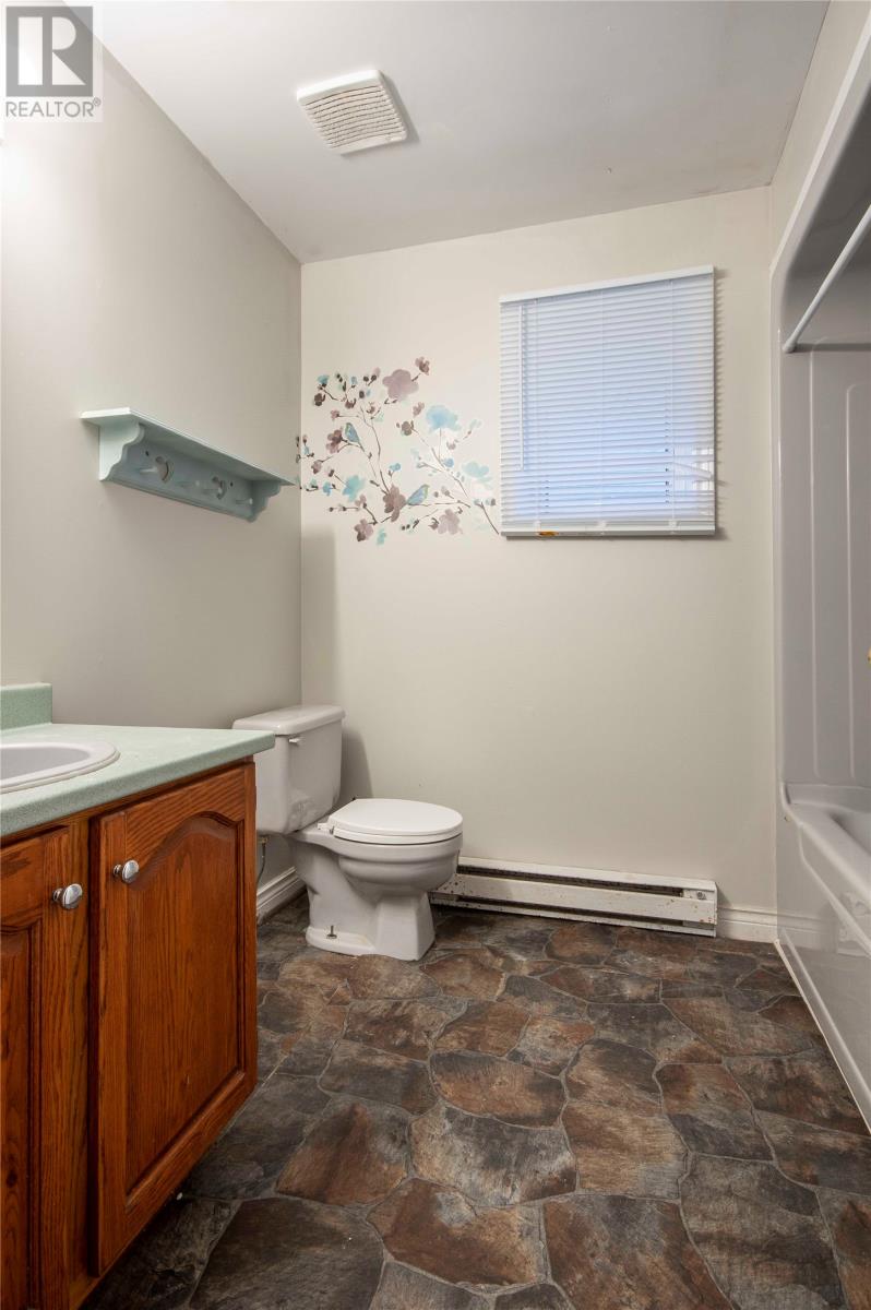 68 Greenspond Drive, St. John's, Newfoundland & Labrador   - Photo 17 - 1291817