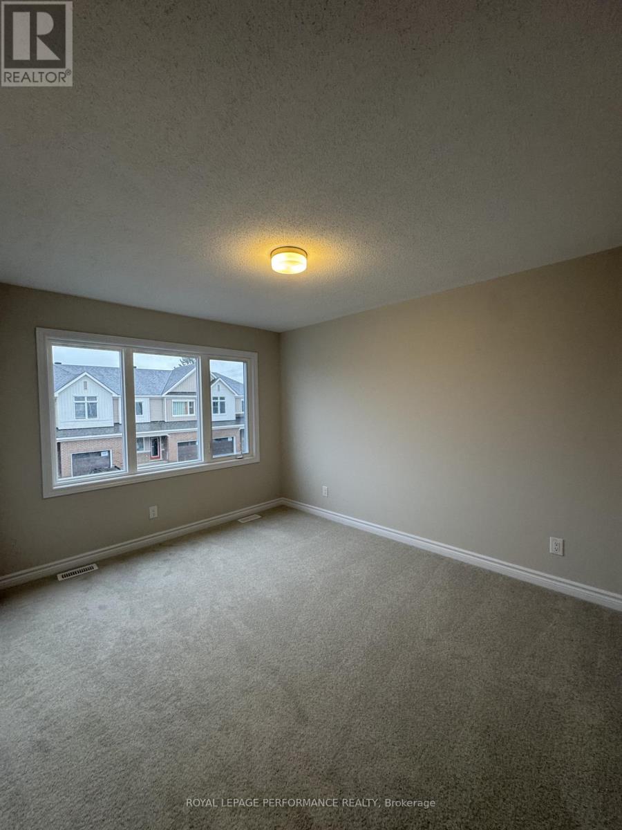 182 Ryan Reynolds Way, Ottawa, Ontario  K4A 5H5 - Photo 14 - X12501116