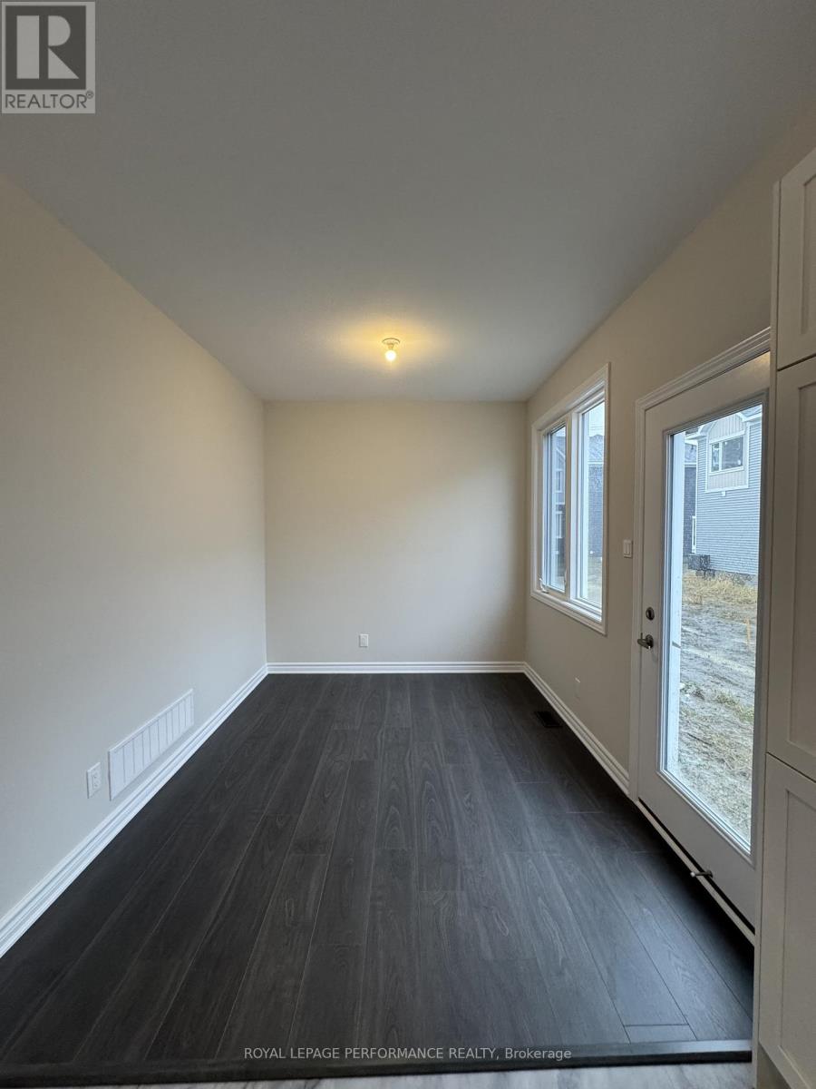 182 Ryan Reynolds Way, Ottawa, Ontario  K4A 5H5 - Photo 7 - X12501116
