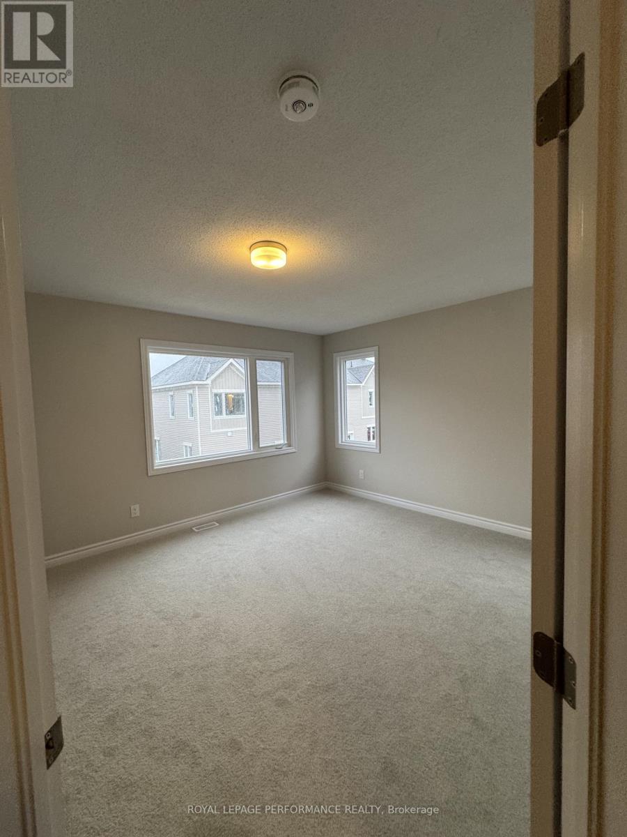 182 Ryan Reynolds Way, Ottawa, Ontario  K4A 5H5 - Photo 8 - X12501116
