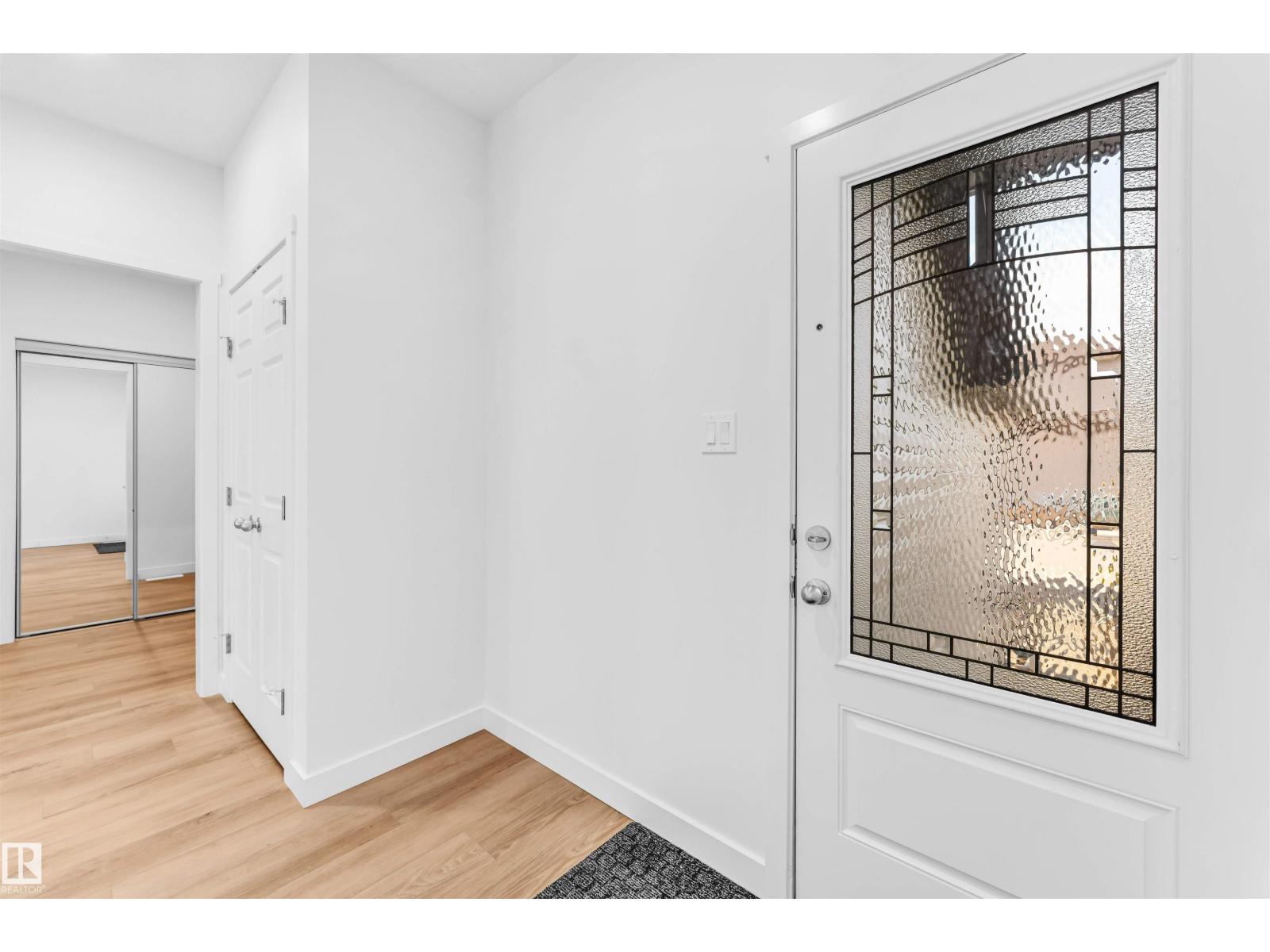 1216 13 Av Nw, Edmonton, Alberta  T6T 2W2 - Photo 4 - E4464478