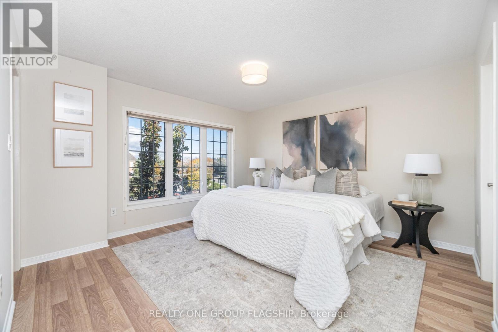 1082 Felicity Crescent, Mississauga, Ontario  L5V 0B2 - Photo 30 - W12501122