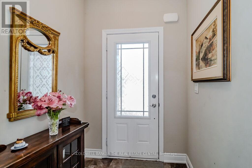 156 Lily Drive, Orillia, Ontario  L3V 0G3 - Photo 5 - S12269313