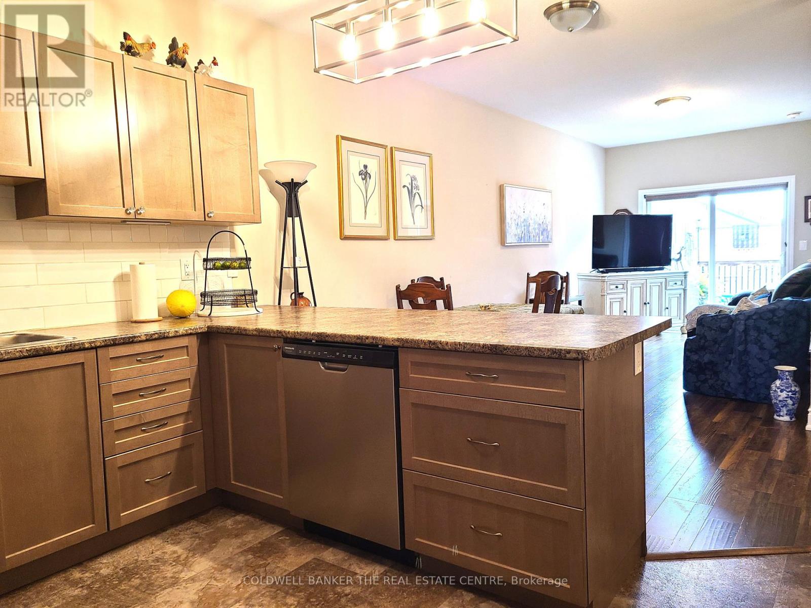 156 Lily Drive, Orillia, Ontario  L3V 0G3 - Photo 6 - S12269313