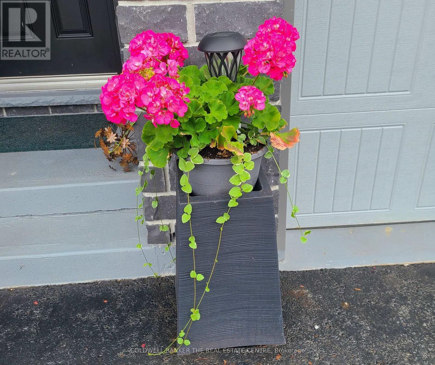 156 Lily Drive, Orillia, Ontario  L3V 0G3 - Photo 3 - S12269313