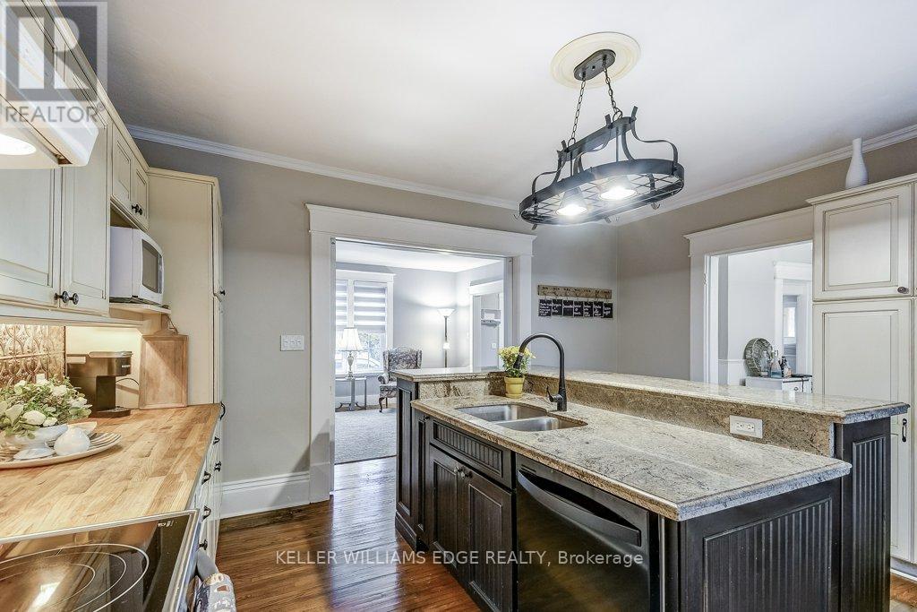 23 Abigail Avenue, Brantford, Ontario  N3R 4R8 - Photo 16 - X12501124