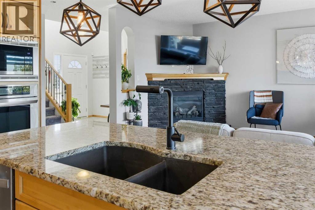 314 River Heights Drive, Cochrane, Alberta  T4C 0H9 - Photo 10 - A2266972