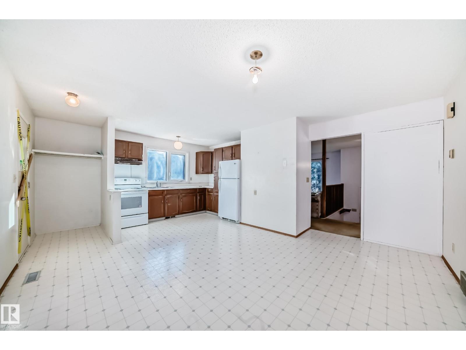 34 Greenwood Cl, Spruce Grove, Alberta  T7X 1Y1 - Photo 8 - E4464479