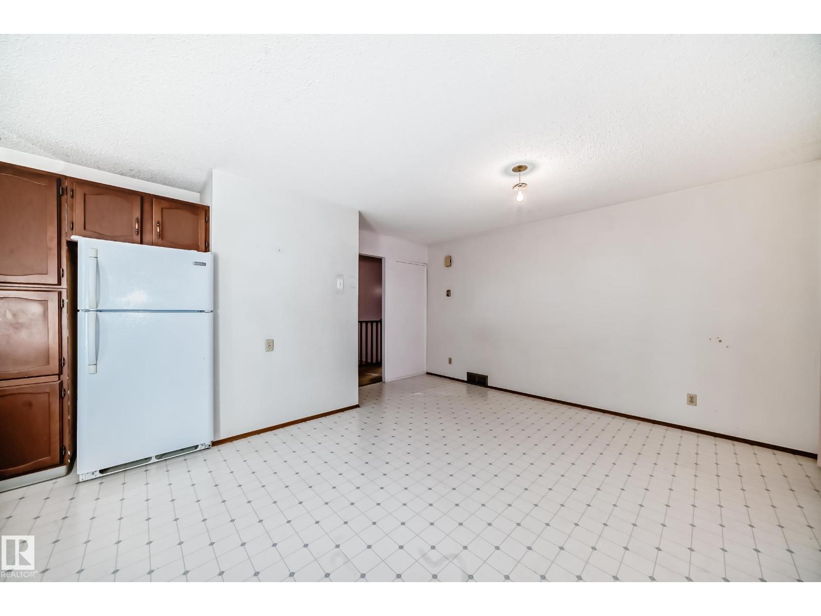 34 Greenwood Cl, Spruce Grove, Alberta  T7X 1Y1 - Photo 9 - E4464479