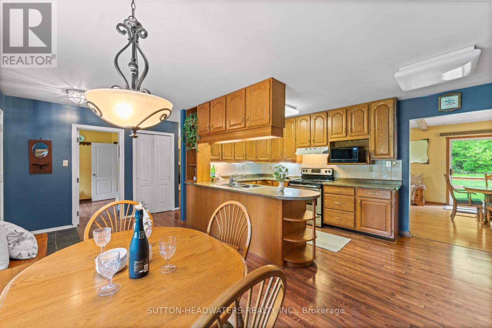 265 Dominion Street E, Caledon, Ontario  L7K 2H8 - Photo 11 - W12153478