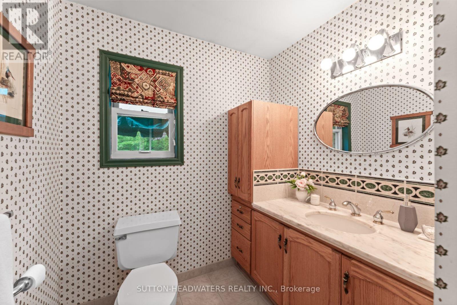 265 Dominion Street E, Caledon, Ontario  L7K 2H8 - Photo 29 - W12153478