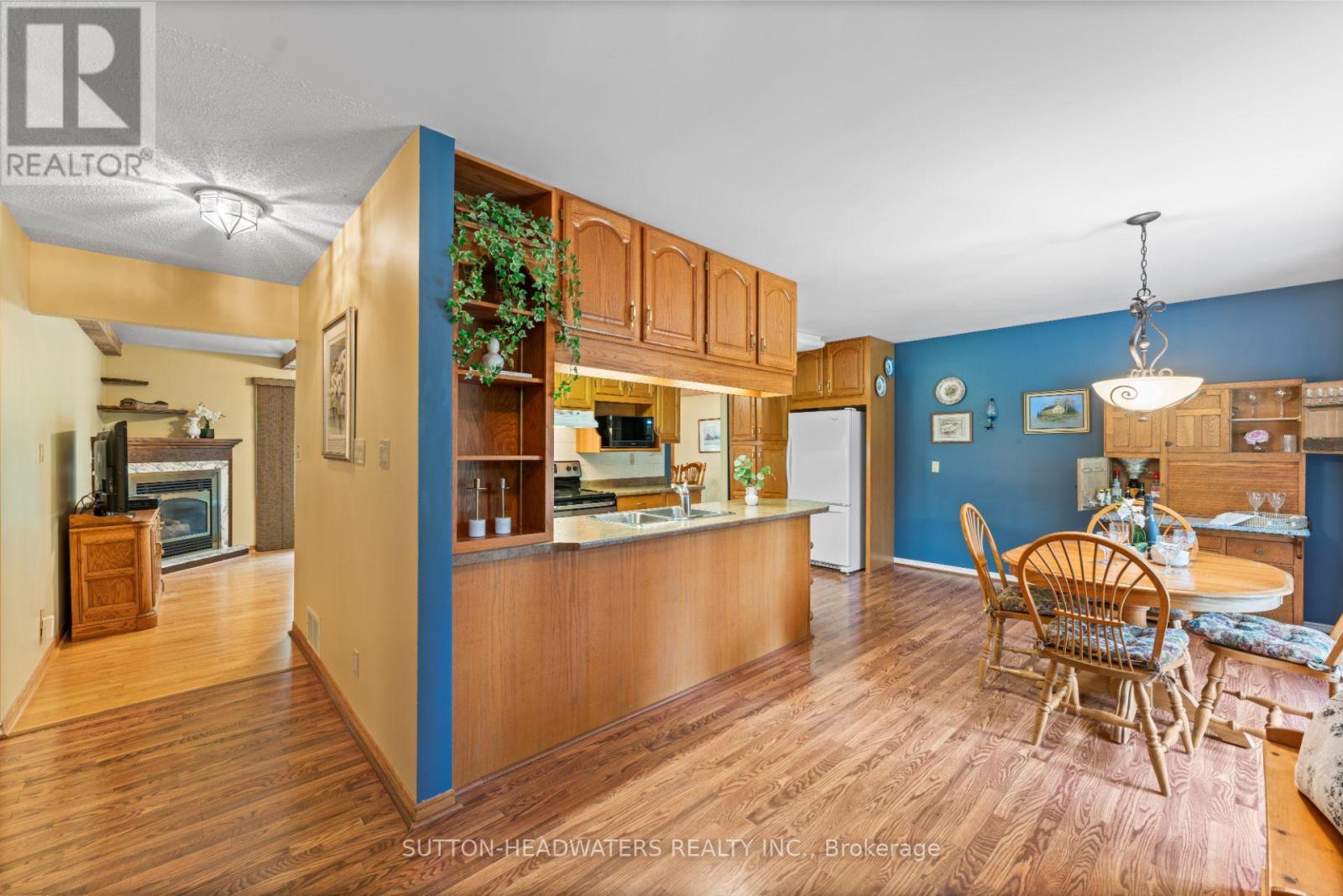 265 Dominion Street E, Caledon, Ontario  L7K 2H8 - Photo 9 - W12153478