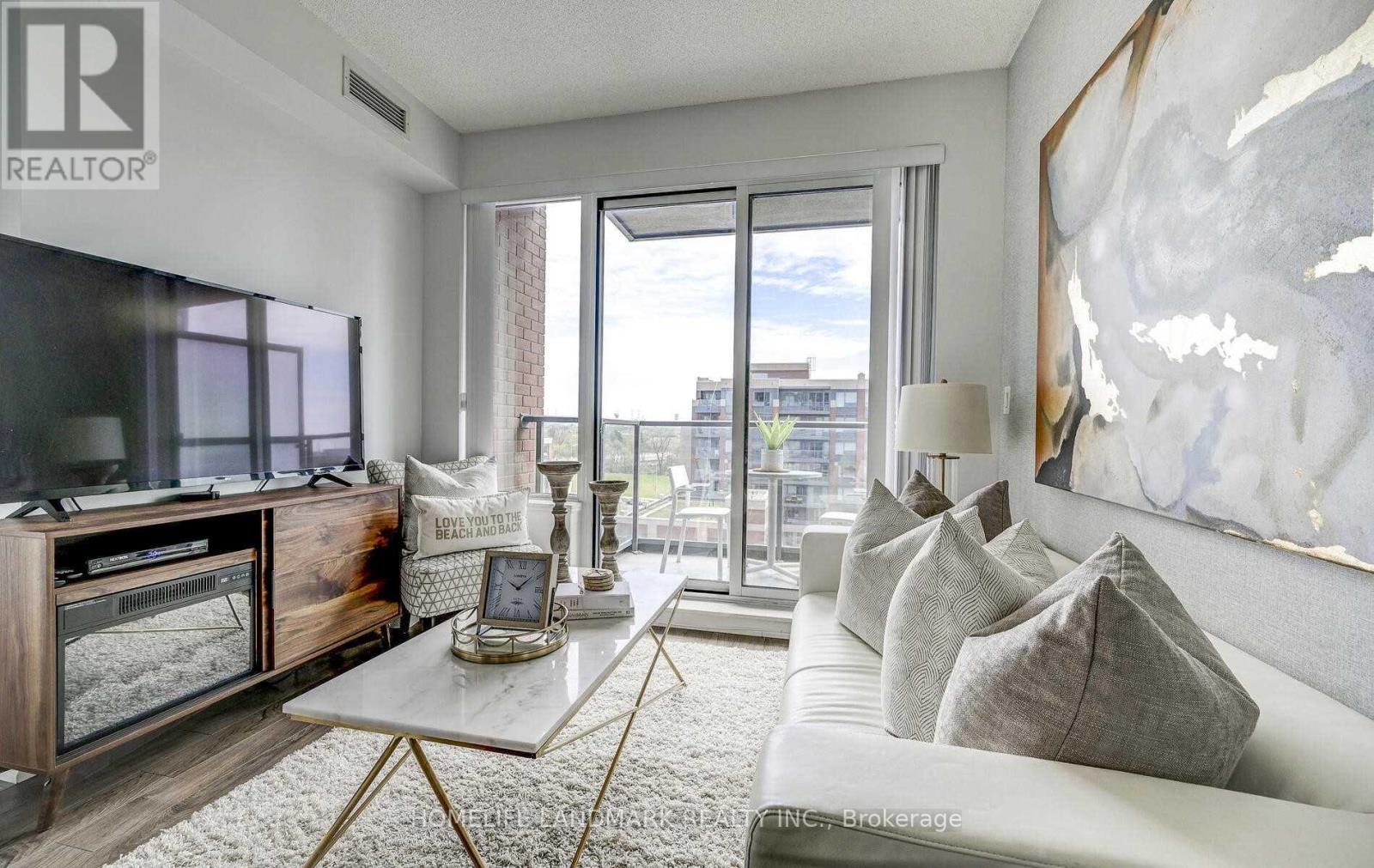 726 - 28 Uptown Drive, Markham, Ontario  L3R 5M8 - Photo 9 - N12501134