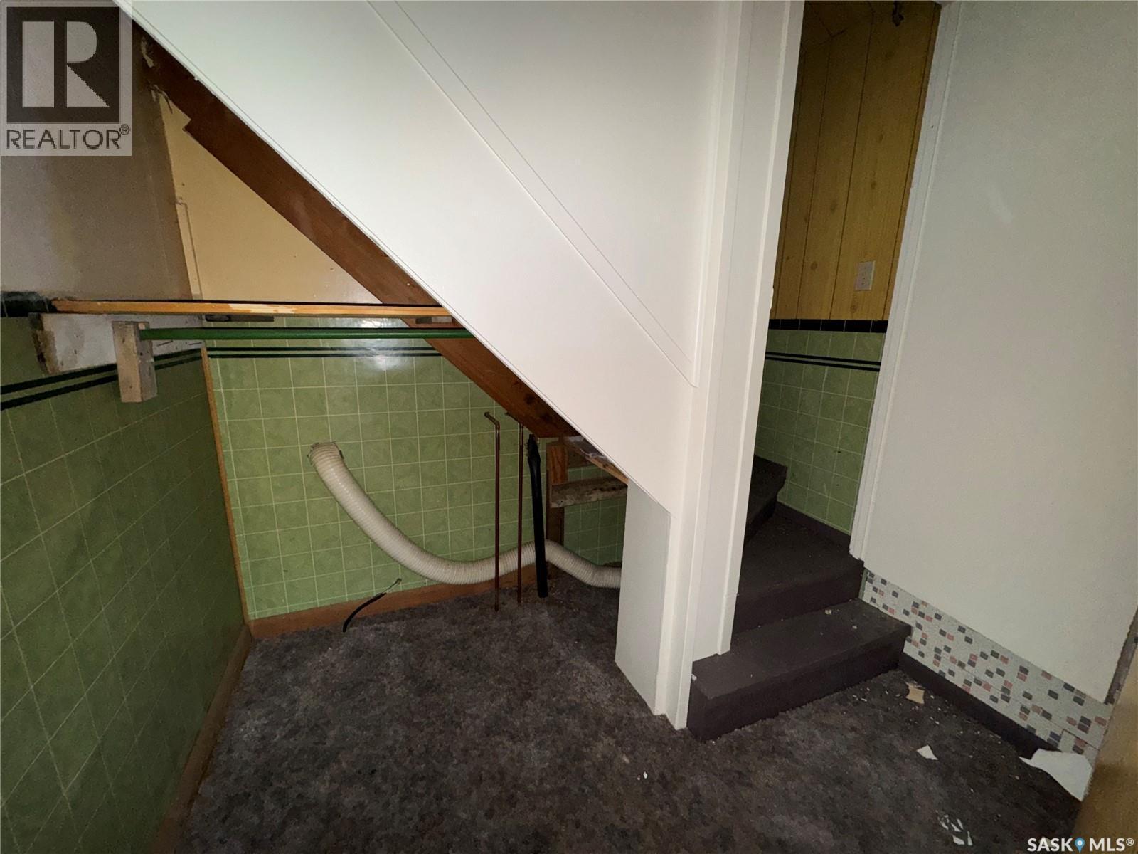 220 6th Avenue E, Biggar, Saskatchewan  S0K 0M0 - Photo 17 - SK022046