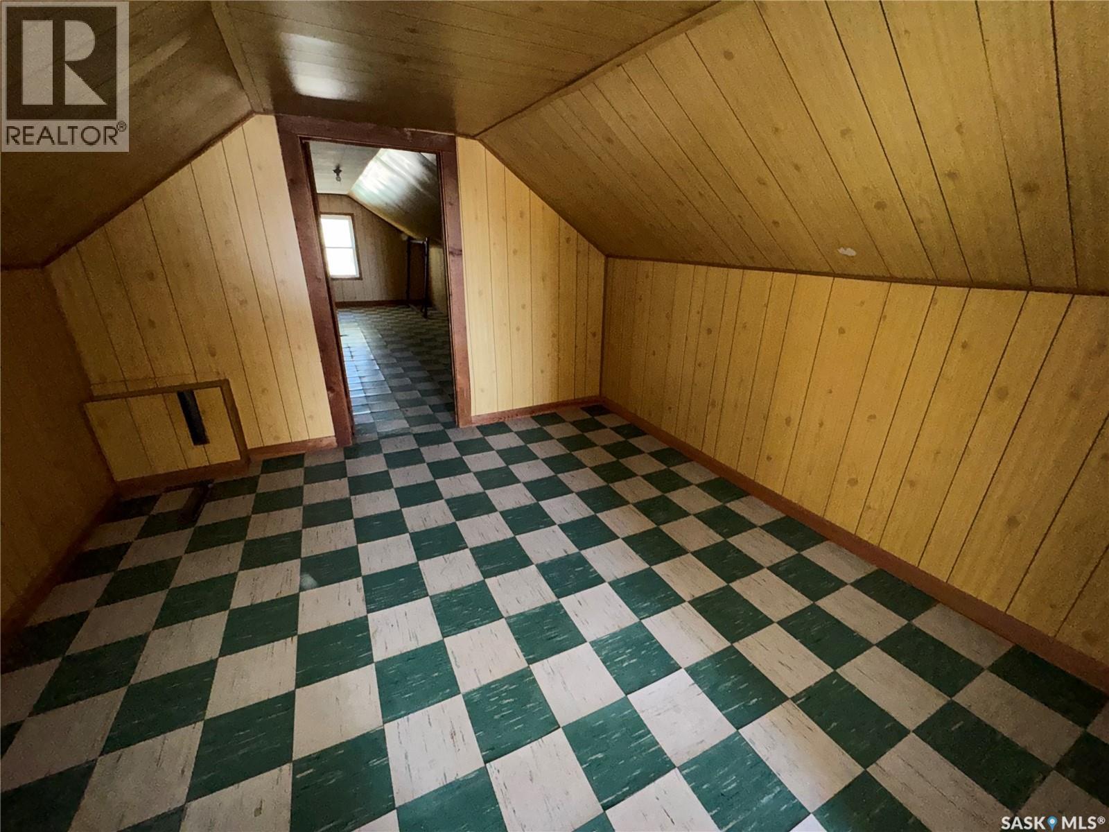 220 6th Avenue E, Biggar, Saskatchewan  S0K 0M0 - Photo 20 - SK022046