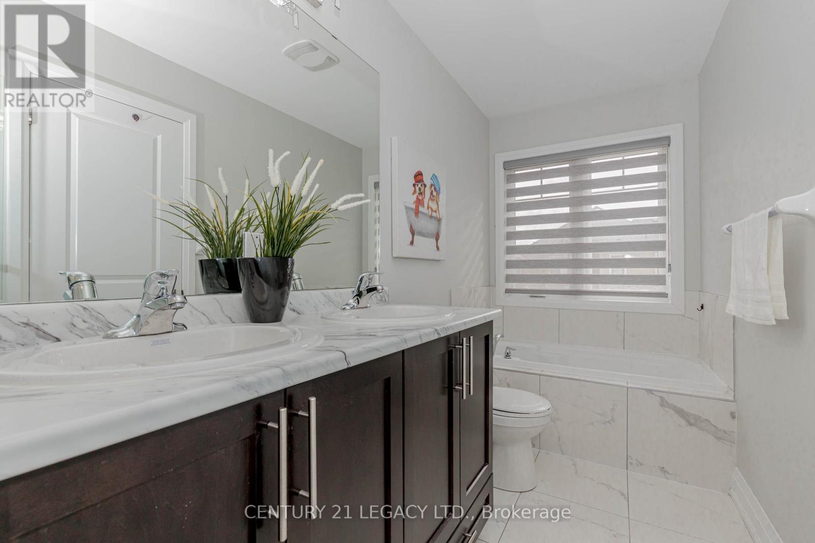 73 Brushwood Drive, Brampton, Ontario  L6Y 6J4 - Photo 24 - W12498524